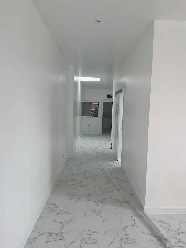 Salon corridor, marble floor